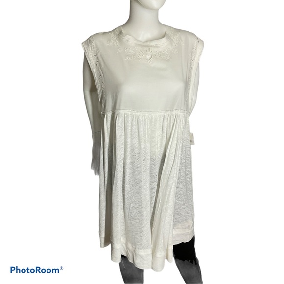 Free People - Picture 8 of 14